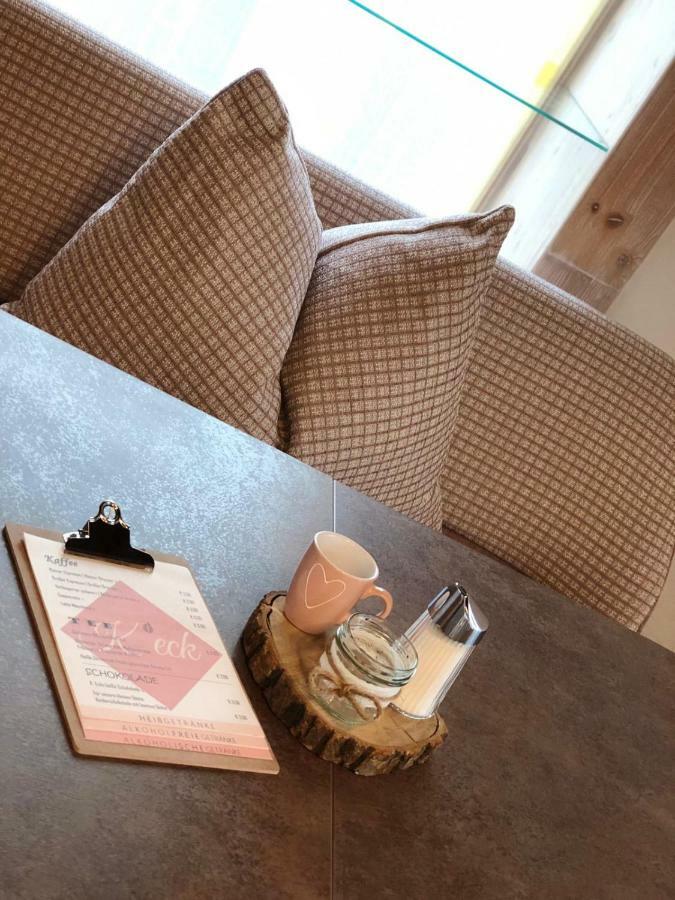 Hotel Zur Post グンポルツキルヒェン エクステリア 写真